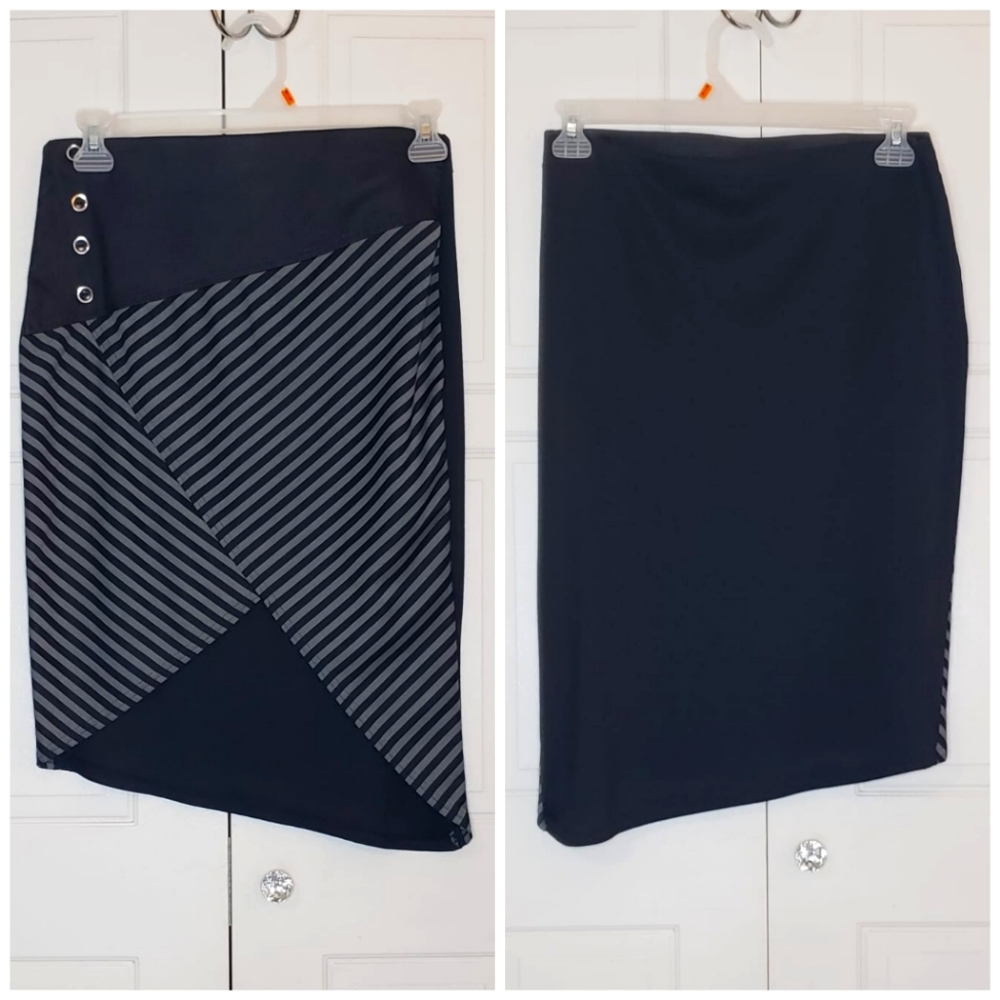 Contenta - Black XL Striped Sexy Skirt